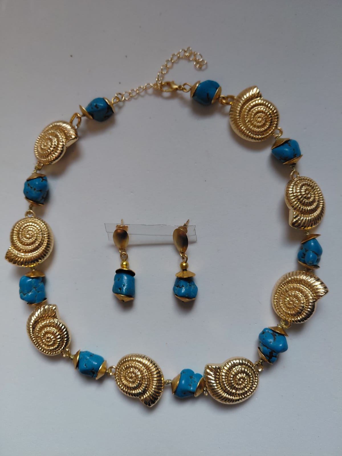 elegante colar e brincos caracol com turquesa cérebro elegante colar e brincos caracol com turquesa cérebro